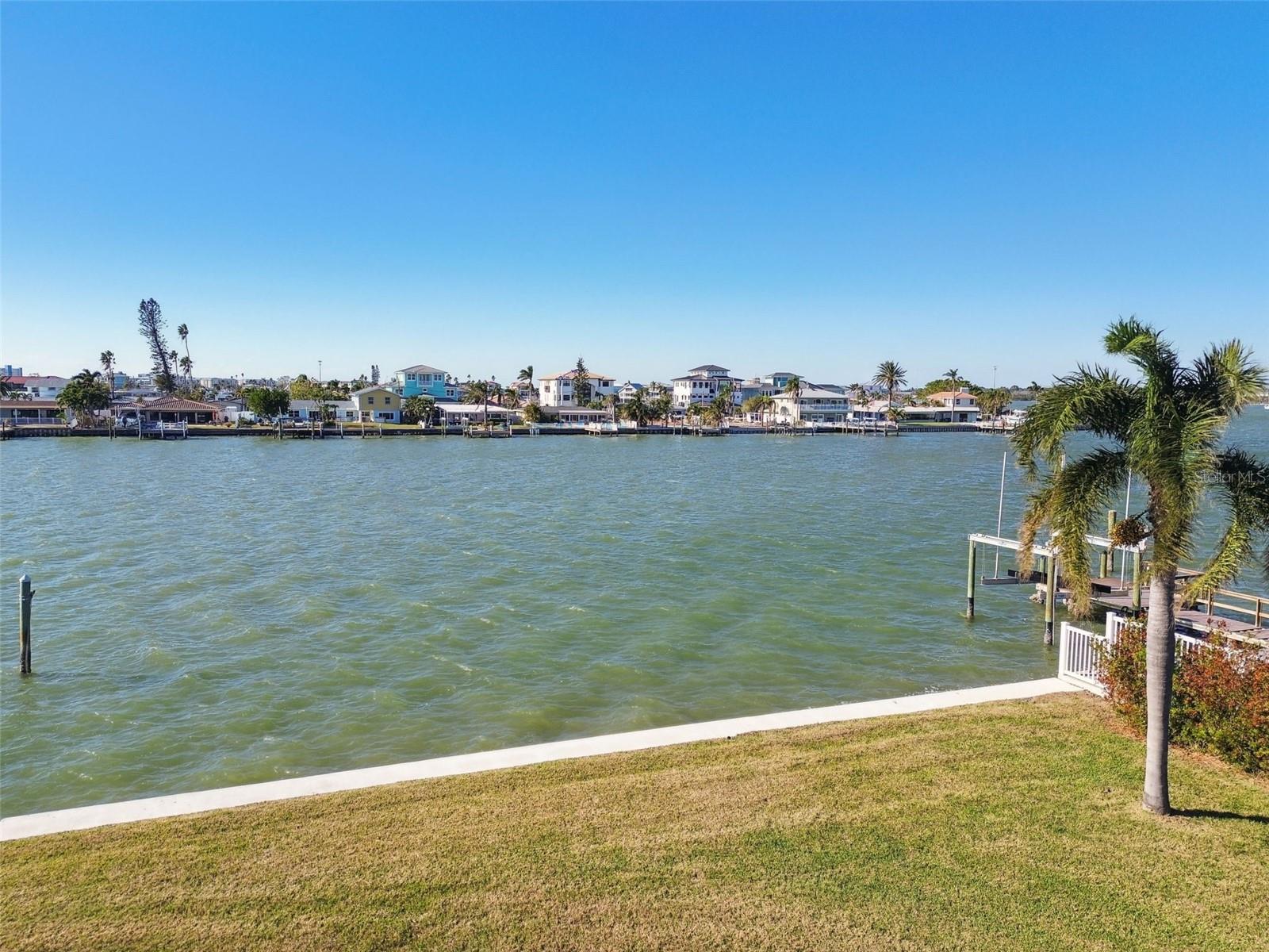 568 Johns Pass Ave Property Photo 6