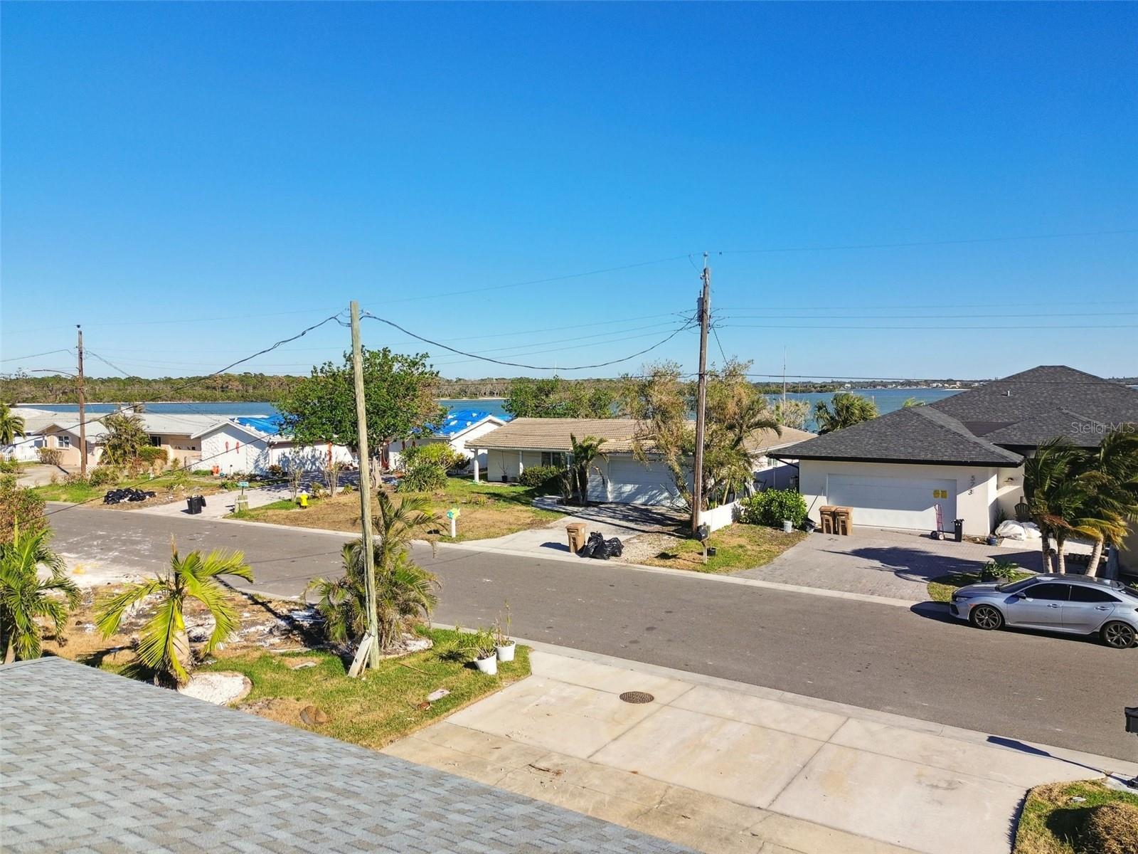 568 Johns Pass Ave Property Photo 8