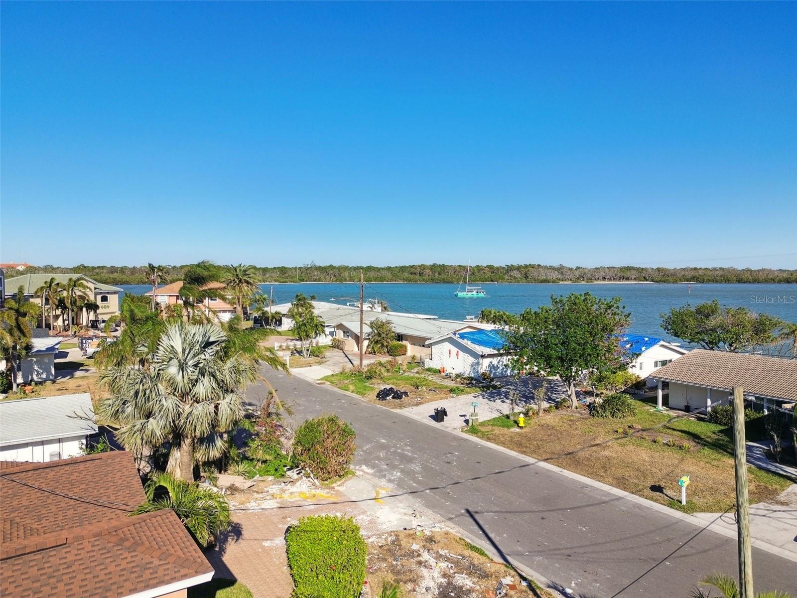 568 Johns Pass Ave Property Photo 13