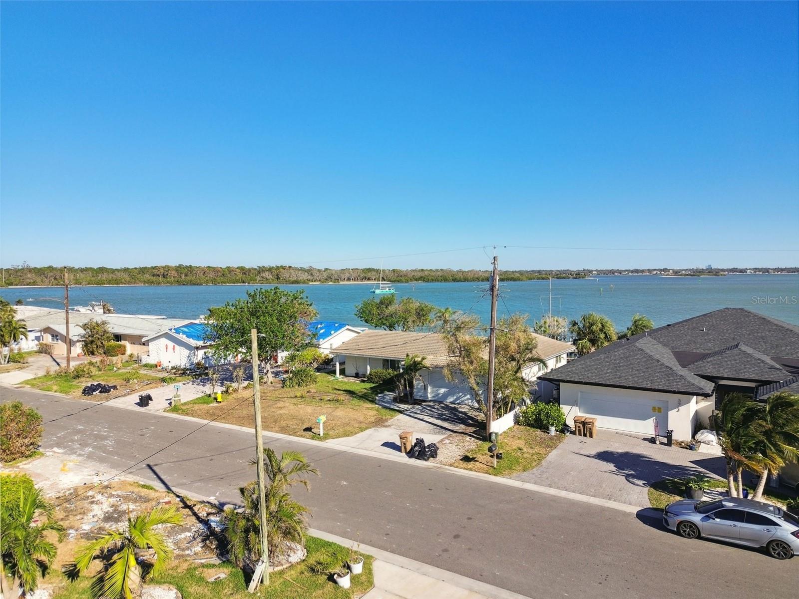 568 Johns Pass Ave Property Photo 17