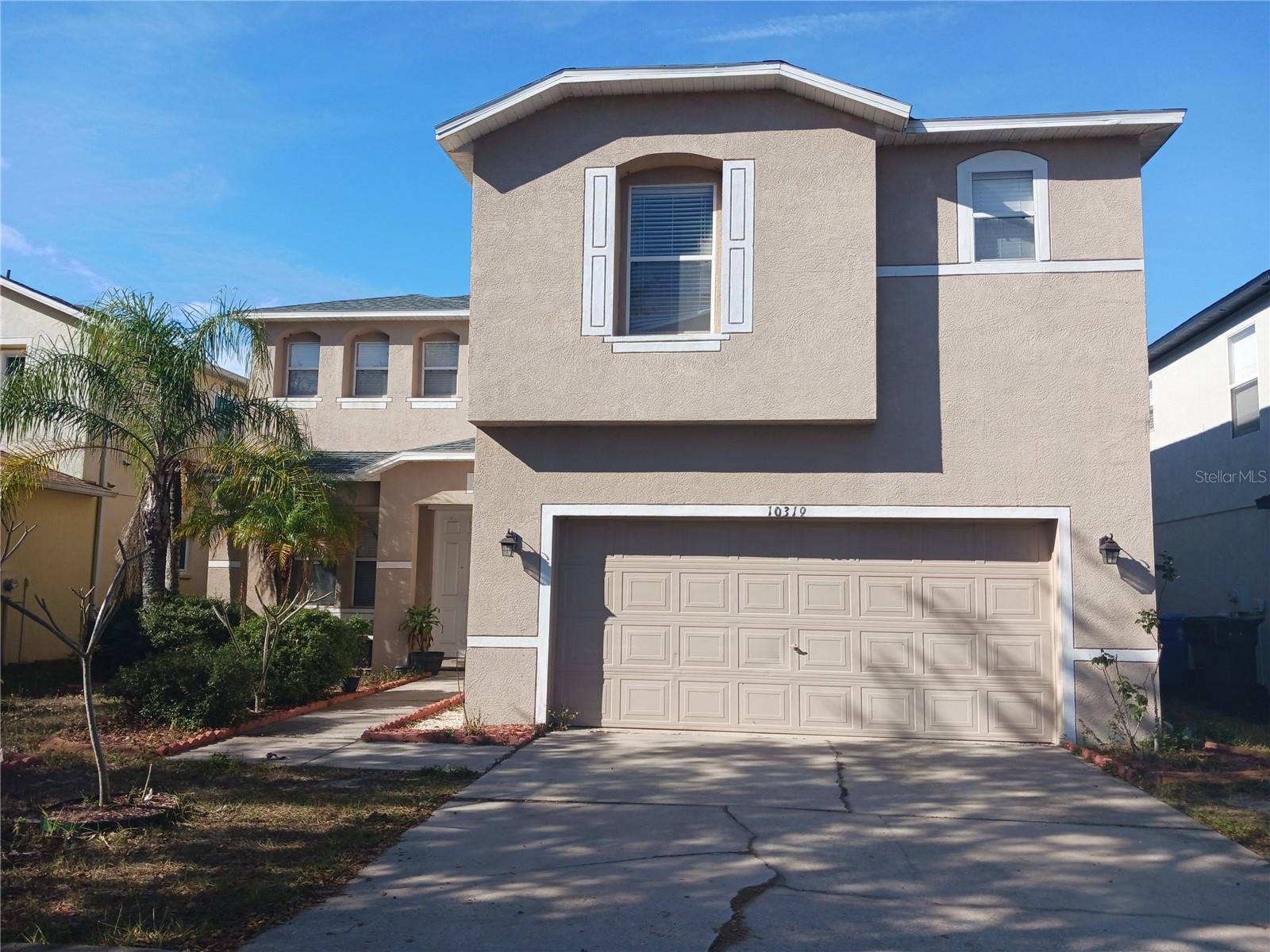 10319 Boyette Creek Blvd Property Photo 1