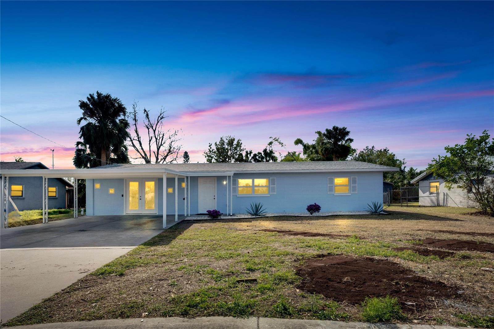 660 Flamingo Dr Property Photo