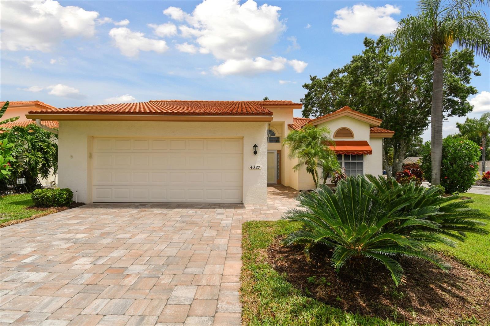 4327 MURFIELD DR E Property Photo 1