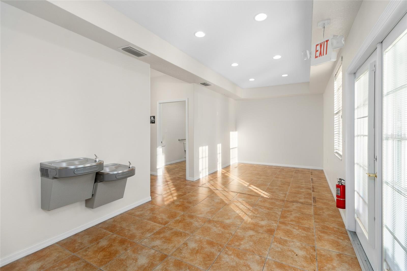 3717 Turman Loop #101 & 102 Property Photo 7