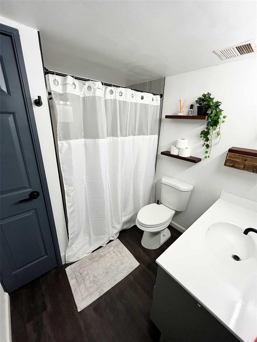 470 3rd St S #405 Property Photo 7