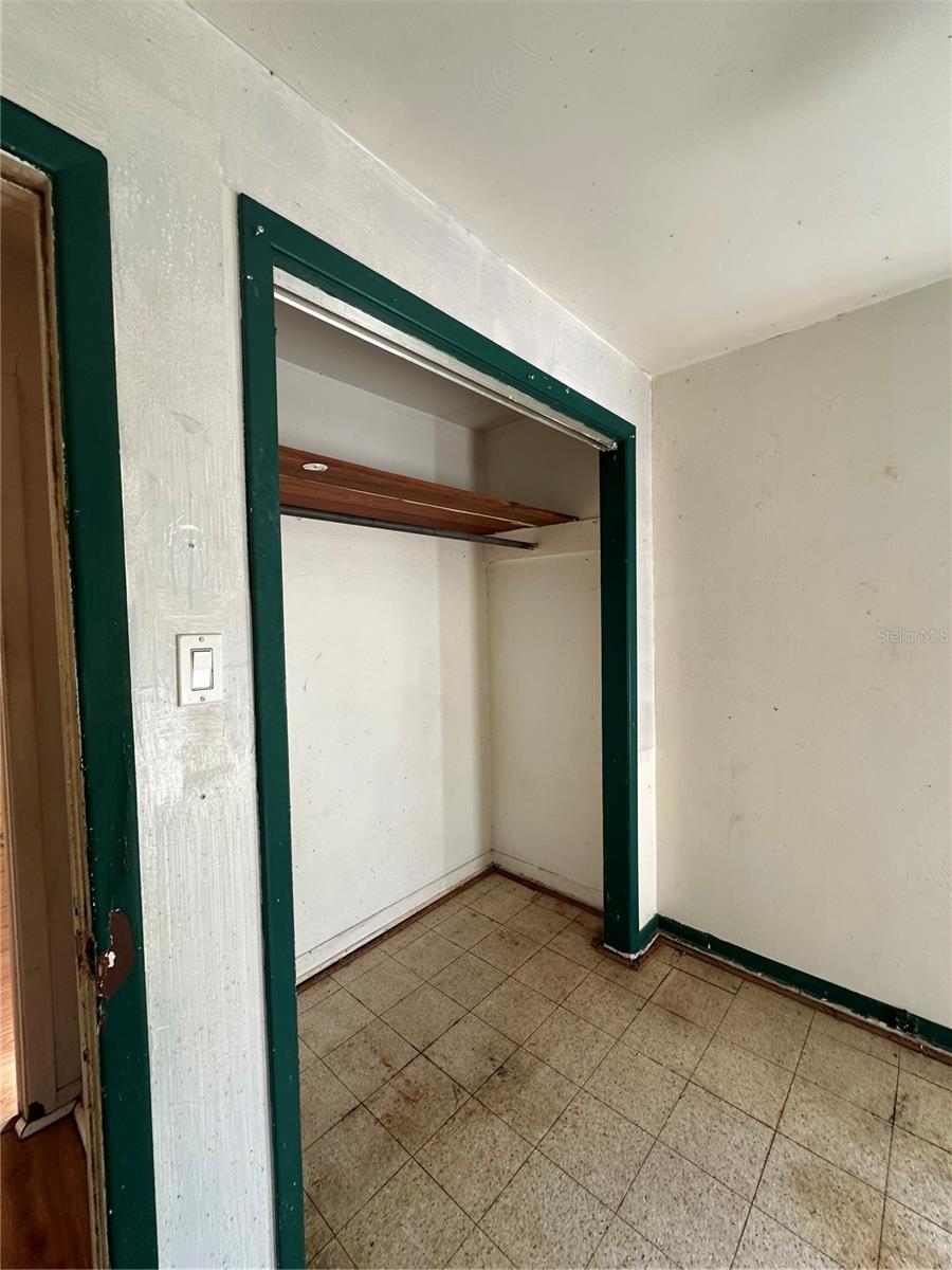1213 E New Orleans Ave Property Photo 14