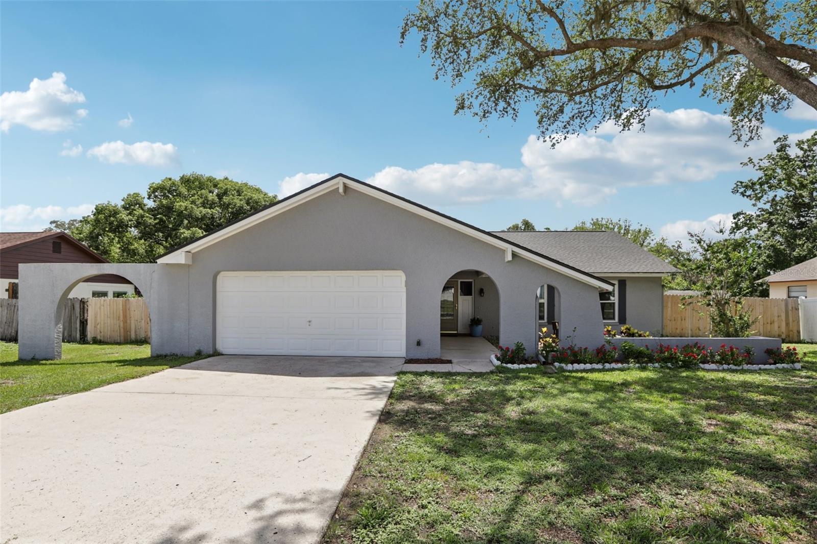 1009 Black Knight Dr Property Photo 1