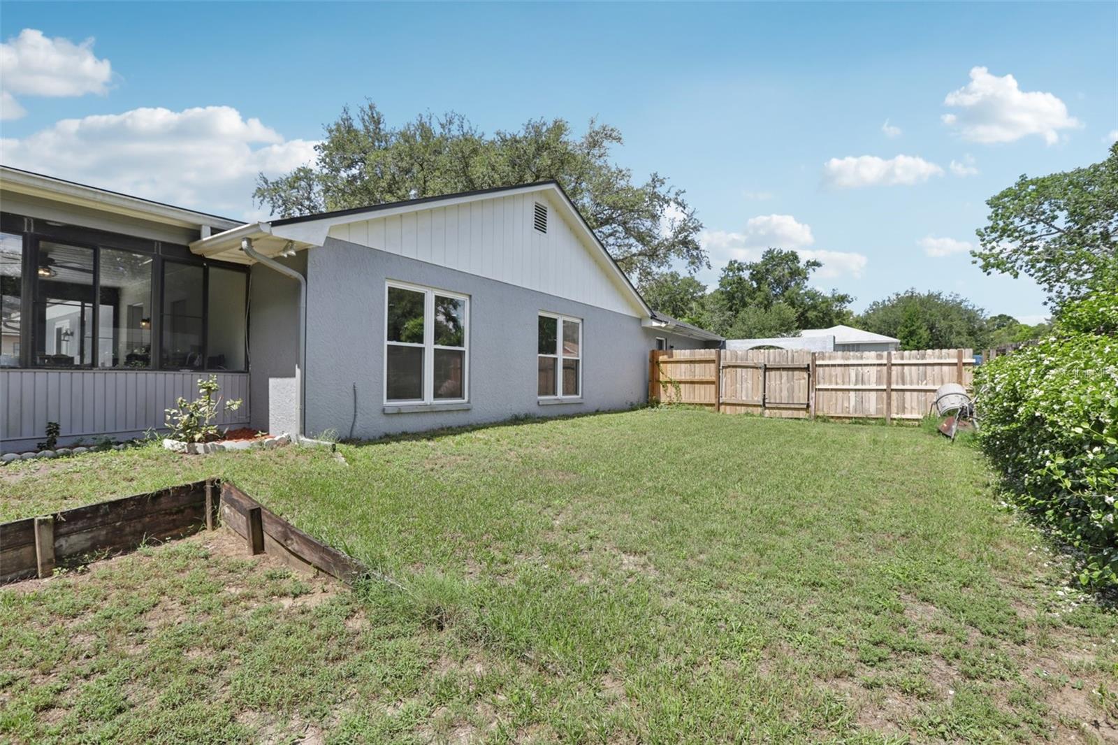 1009 Black Knight Dr Property Photo 58