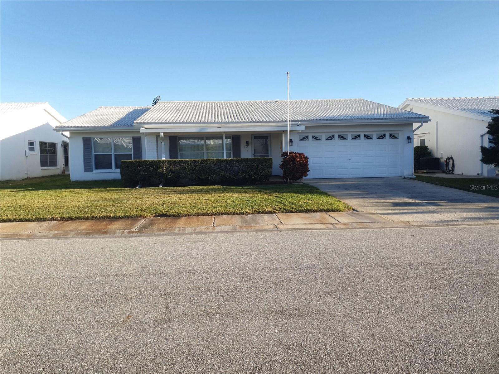 9157 42nd Way N Property Photo 1