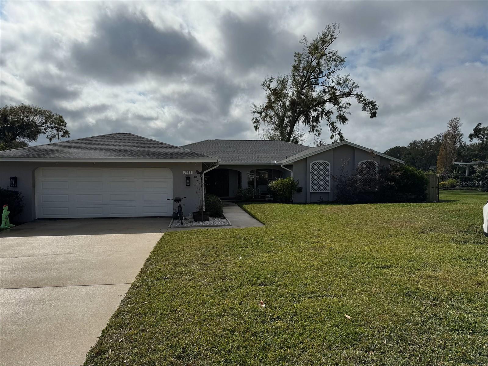 3922 Lake Joyce Dr Property Photo 2