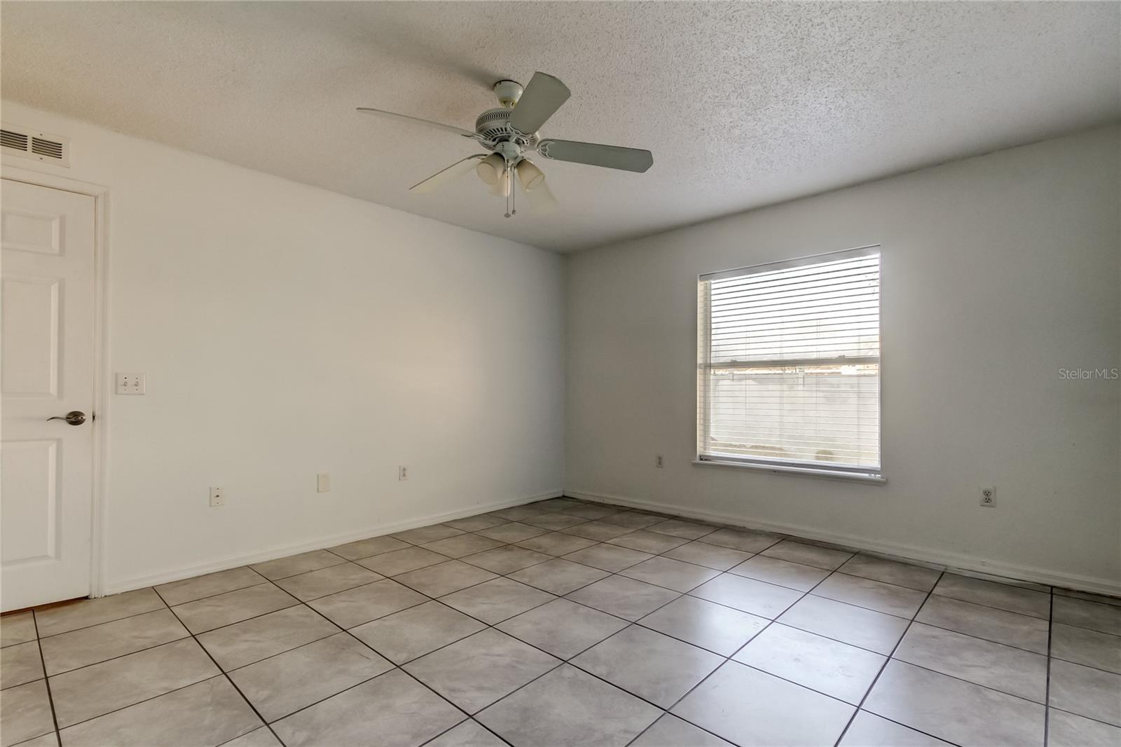 11309 Outrigger Ave Property Photo 20