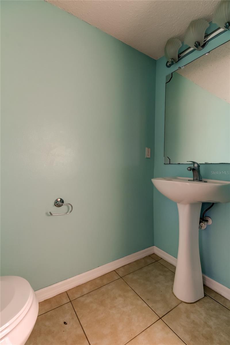 11309 Outrigger Ave Property Photo 24