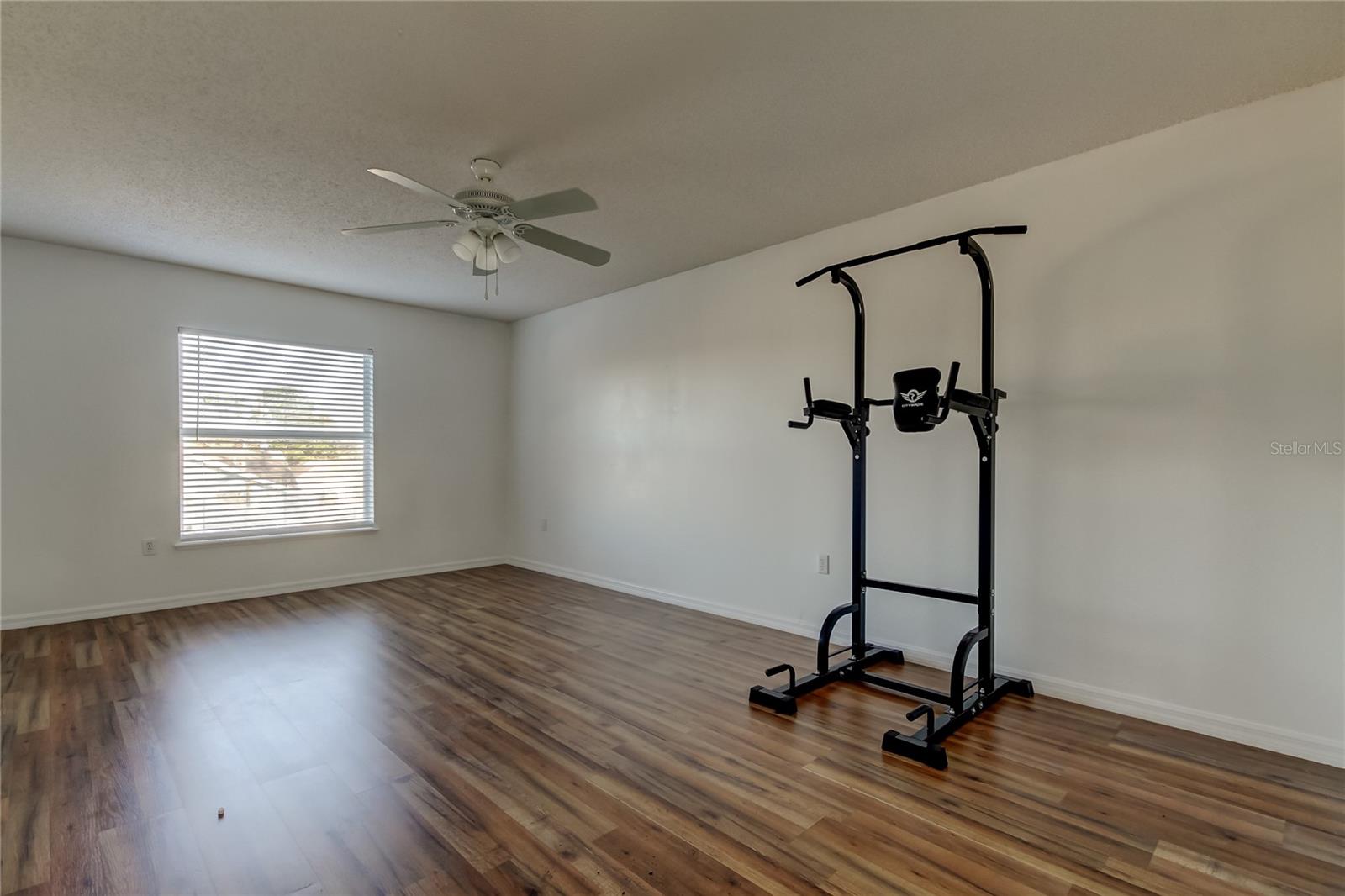 11309 Outrigger Ave Property Photo 40