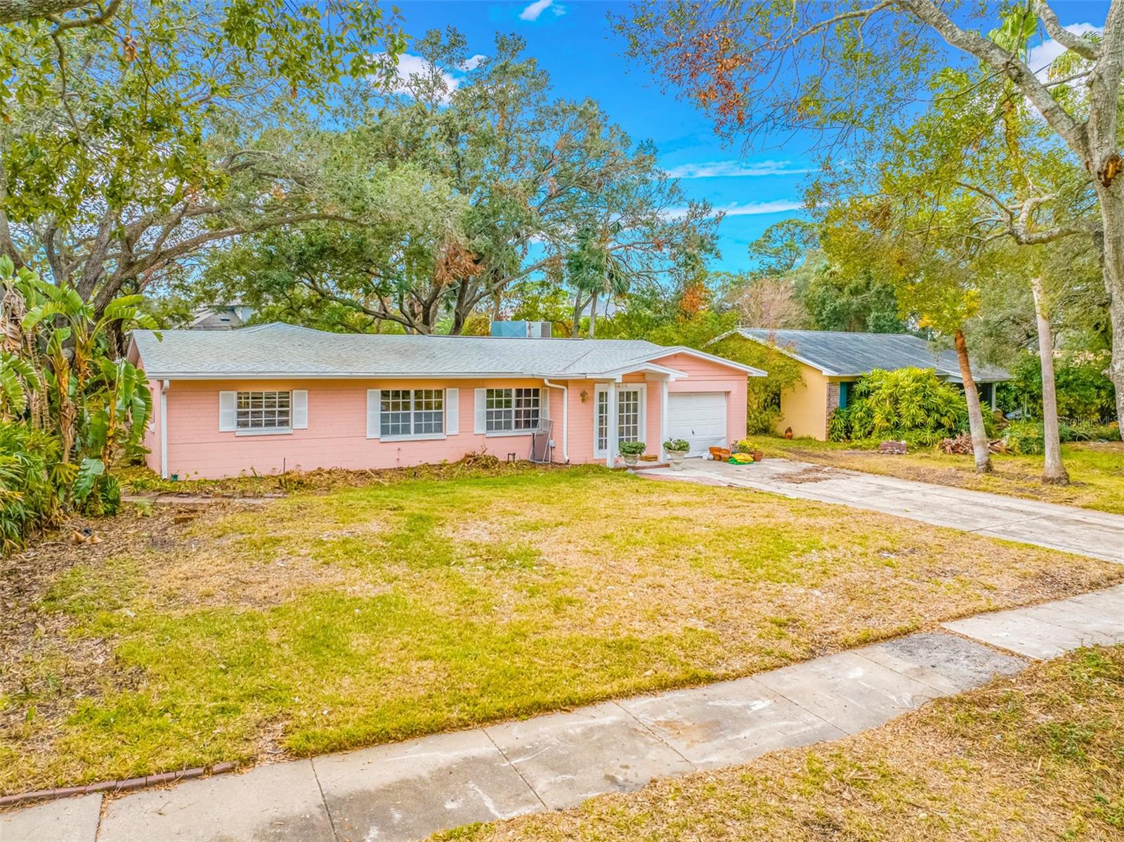 4636 W Longfellow Ave Property Photo 4