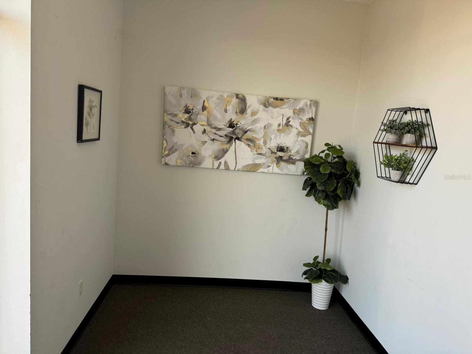 35381 Condominium Blvd Property Photo 8