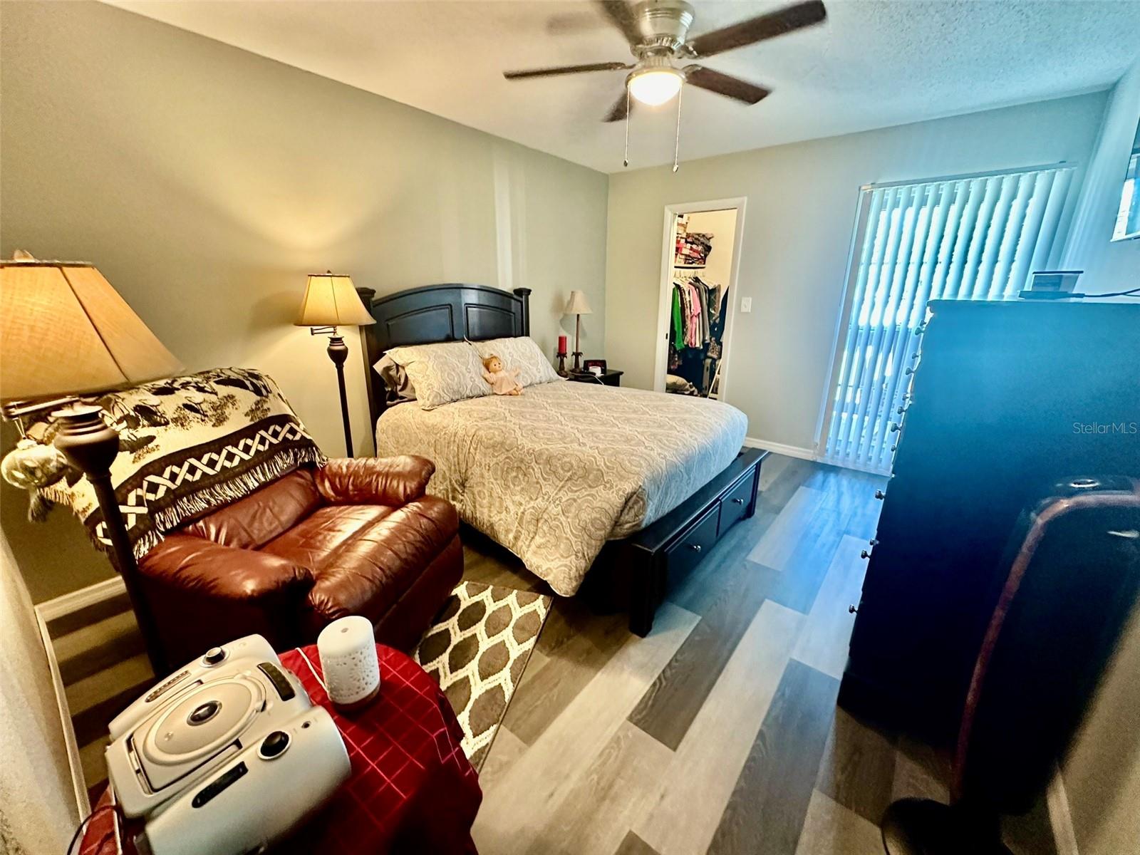 5207 Turquoise Ln #202 Property Photo 13