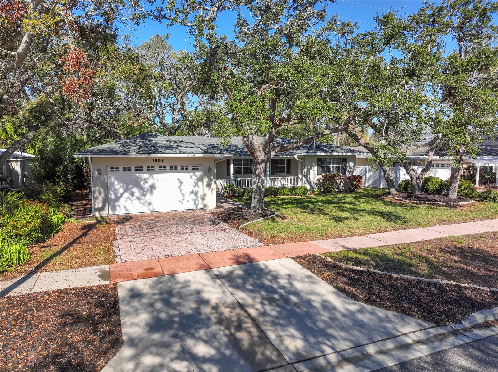 1608 Pinellas Rd Property Photo
