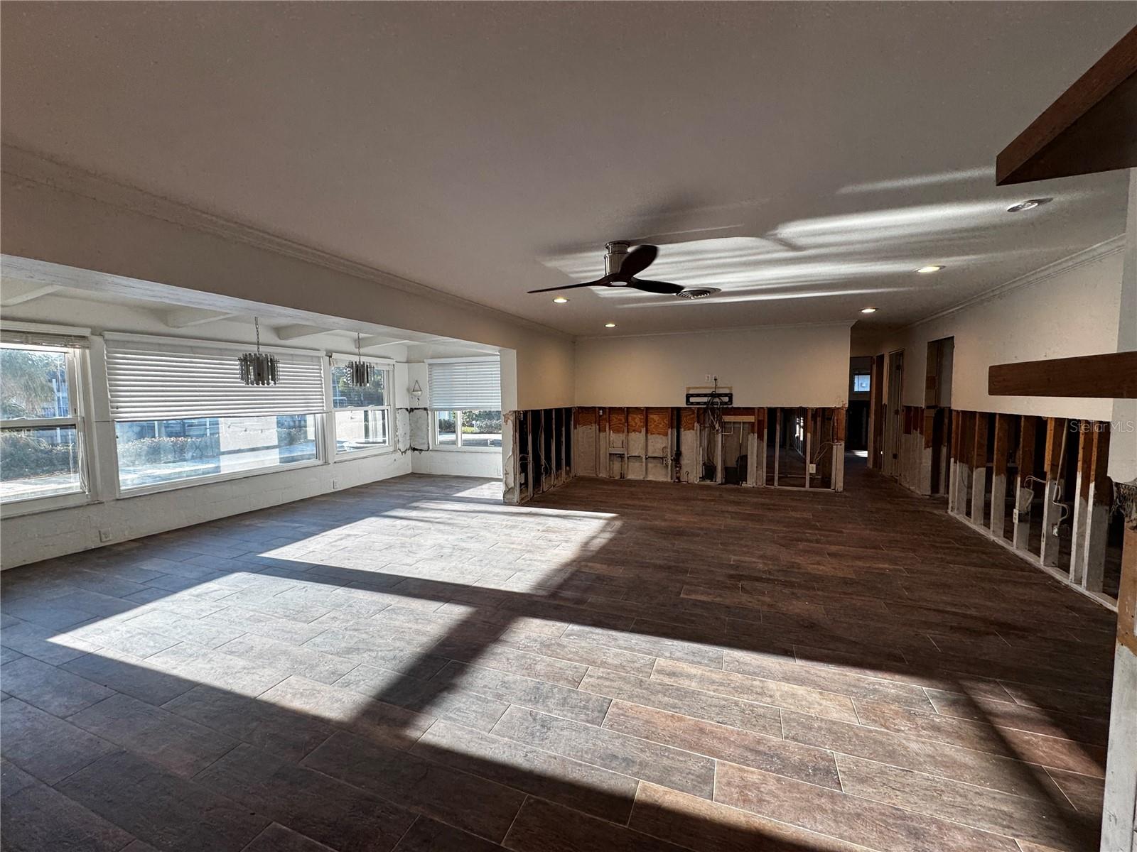 5321 Dover St Ne Property Photo 30