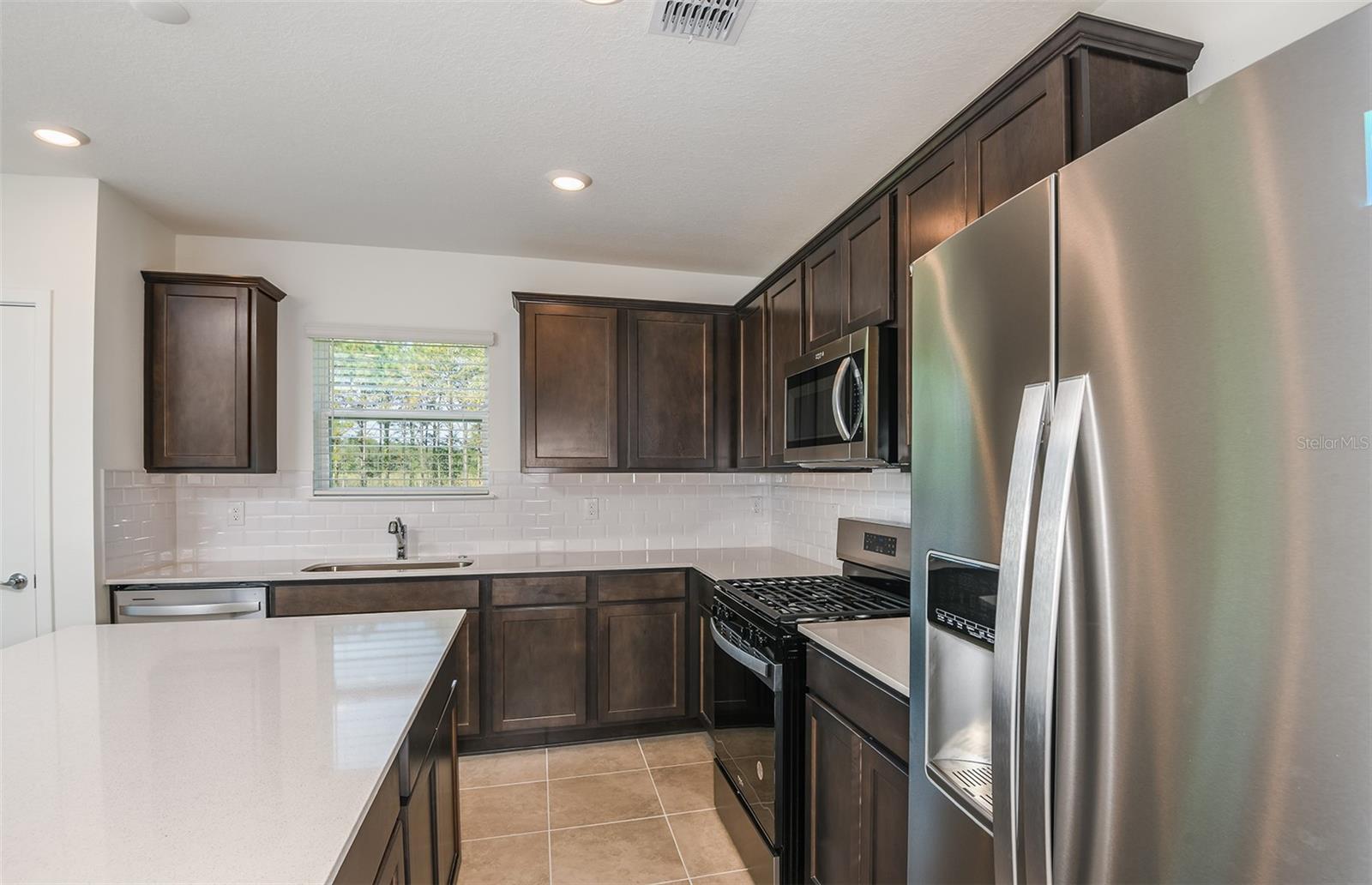 9076 Wildlight Trl Property Photo 5