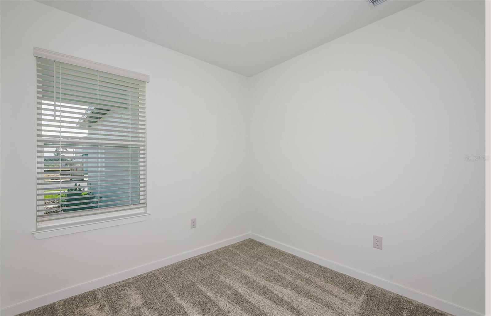 9076 Wildlight Trl Property Photo 16