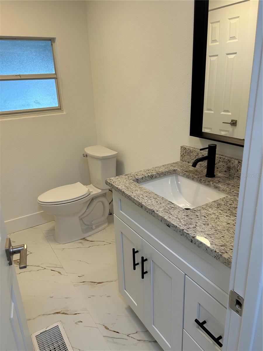 4443 Tucker Sq Property Photo 18