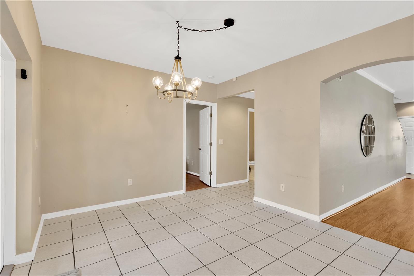 10814 Newbridge Dr Property Photo 10