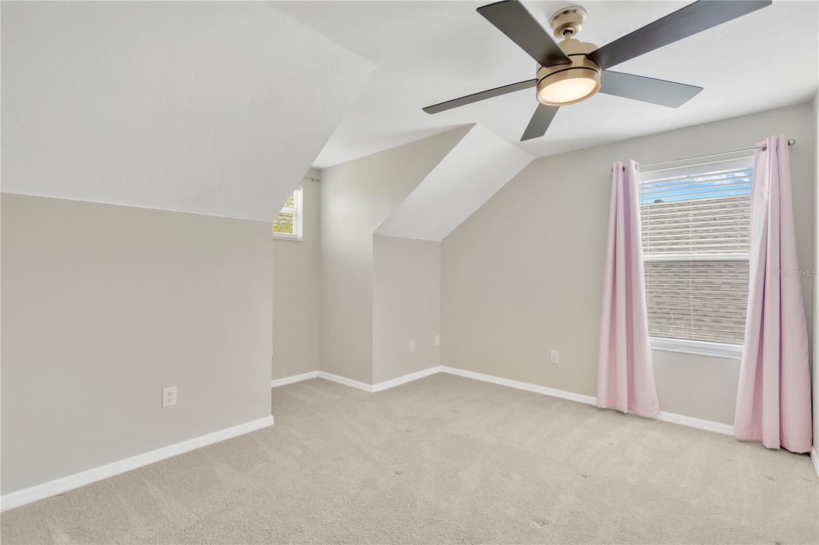 10814 Newbridge Dr Property Photo 17