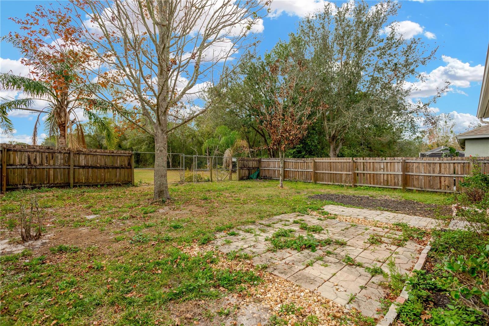 10814 Newbridge Dr Property Photo 26