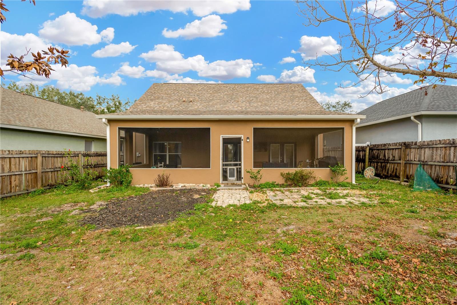 10814 Newbridge Dr Property Photo 28