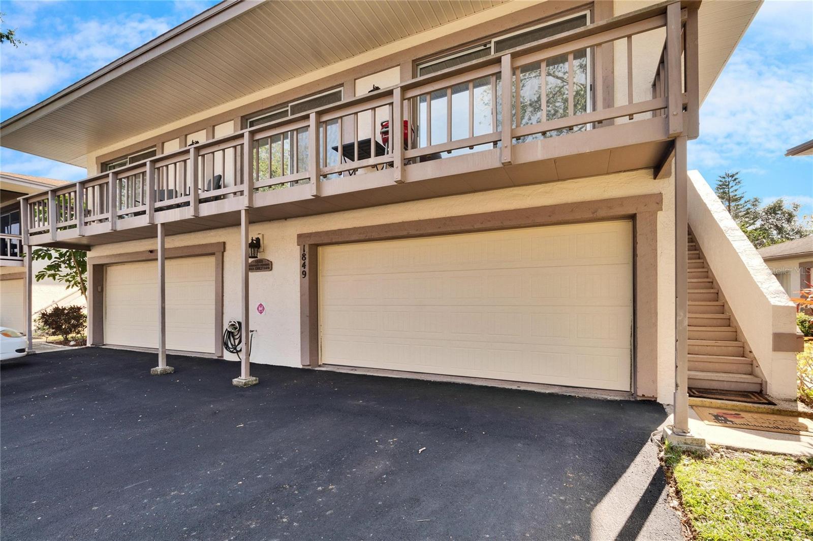 1849 Bough Ave #d Property Photo 3