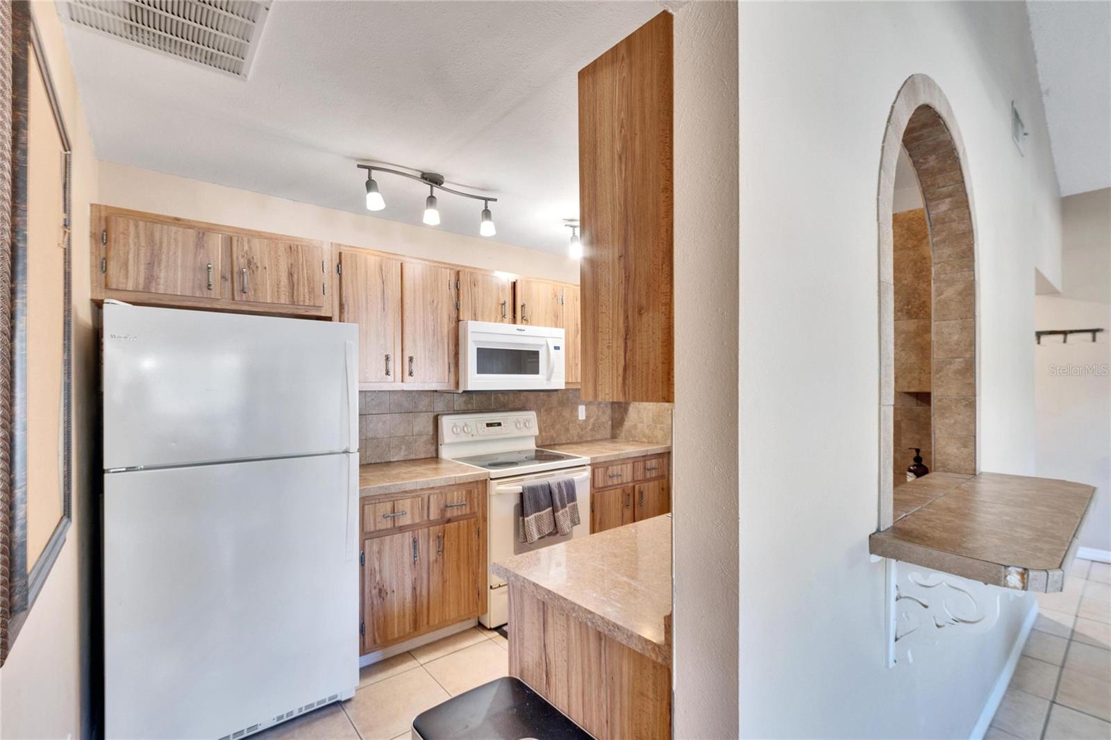 1849 Bough Ave #d Property Photo 8