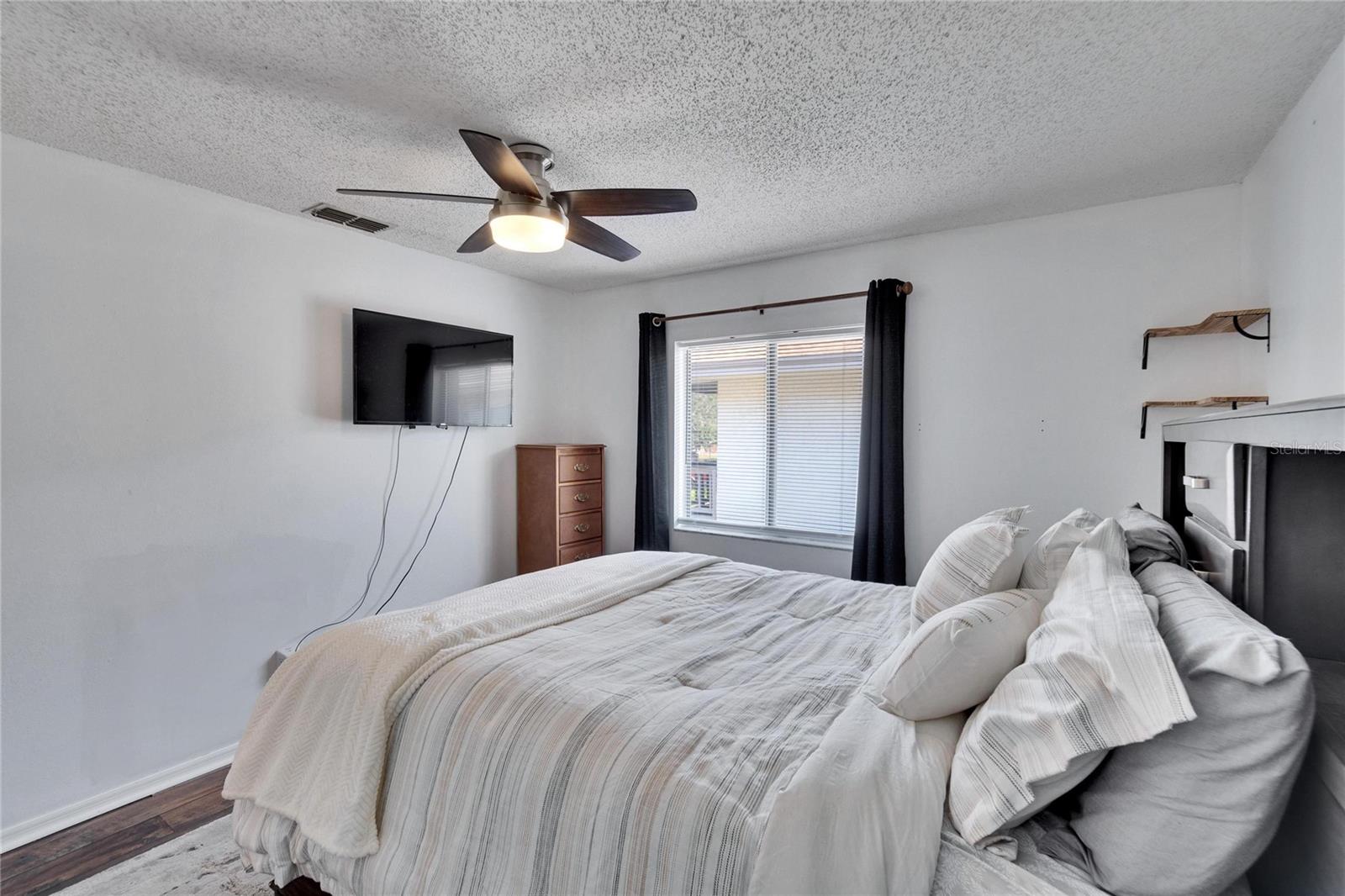 1849 Bough Ave #d Property Photo 18