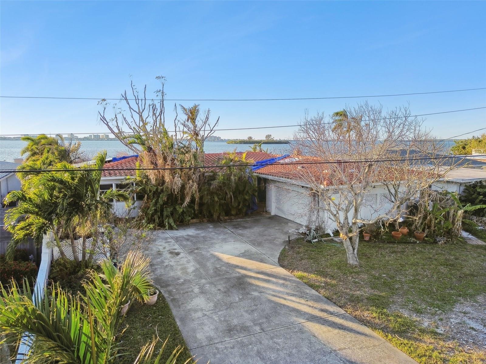 1836 Venetian Point Dr Property Photo 23
