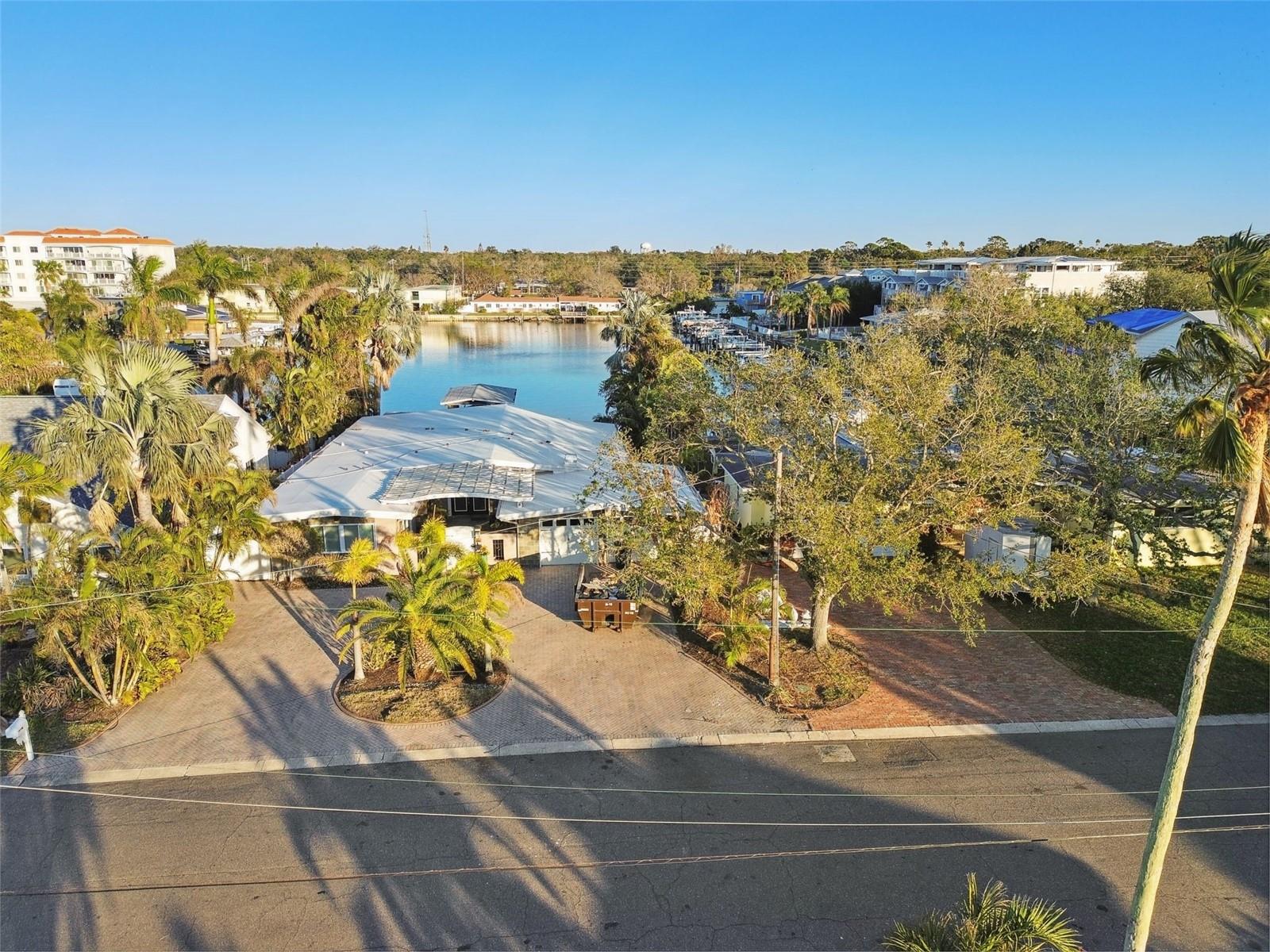 1836 Venetian Point Dr Property Photo 44