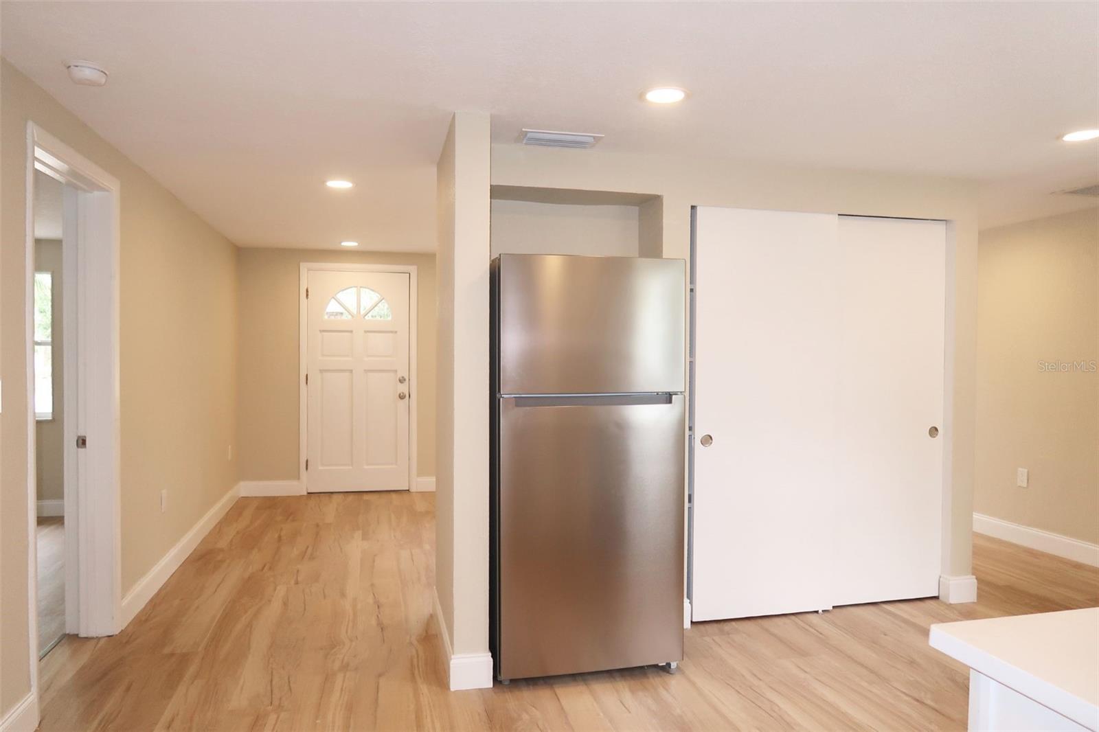 7160 Lenape Cir Property Photo 3