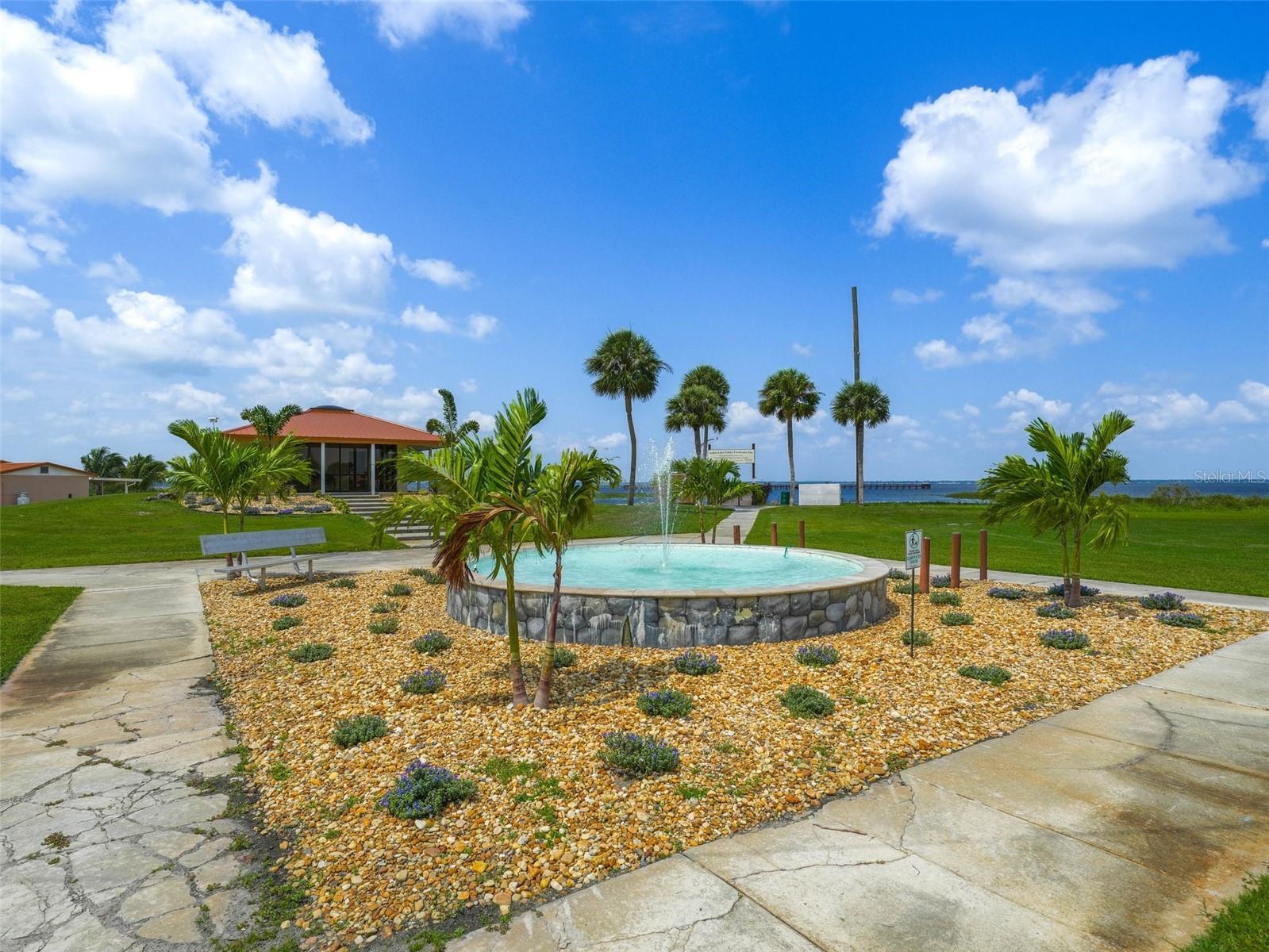 Meadow Lark Blvd Property Photo 23