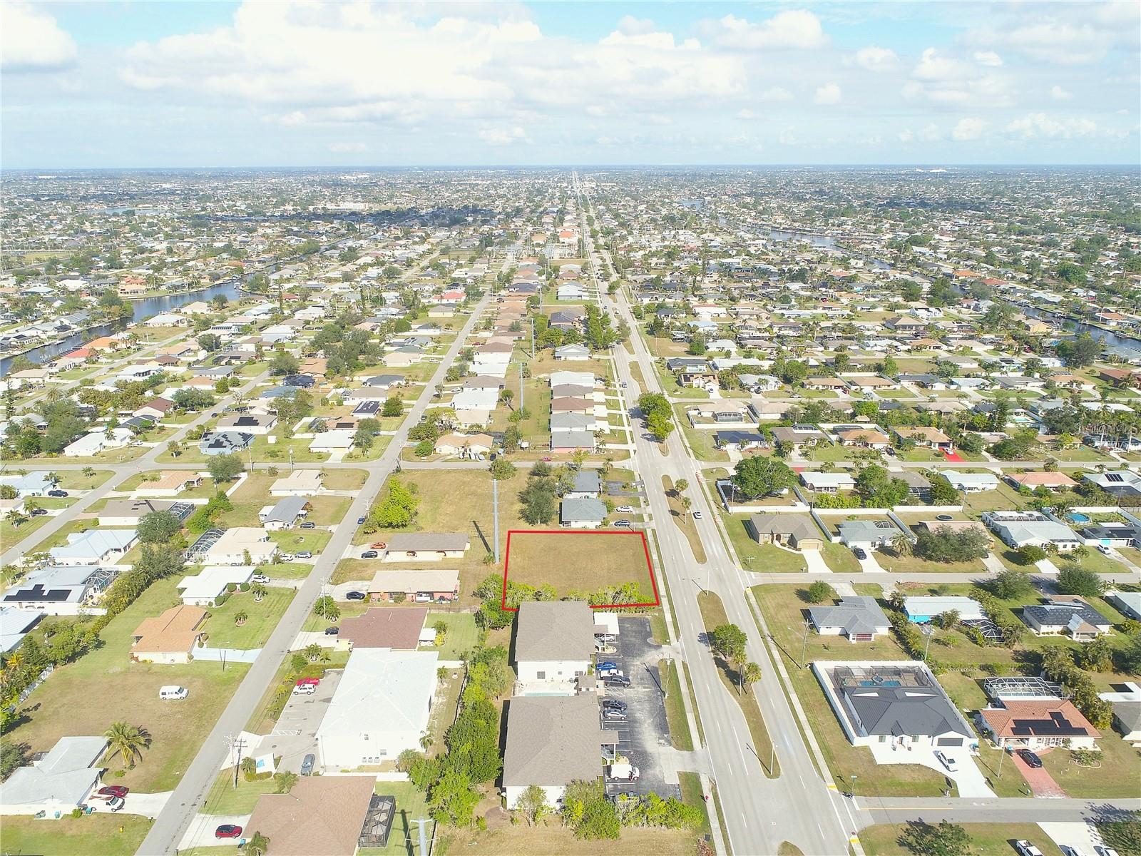 4412 Santa Barbara Blvd Property Photo 4