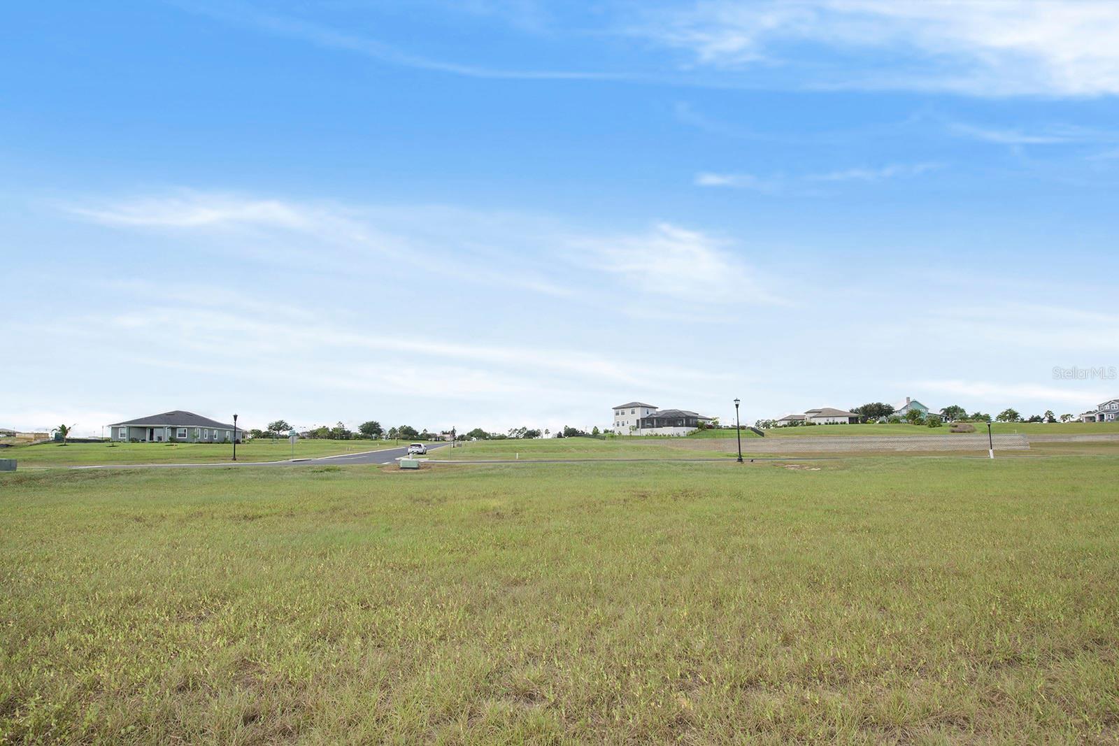 288 Caladium Ave Property Photo 8
