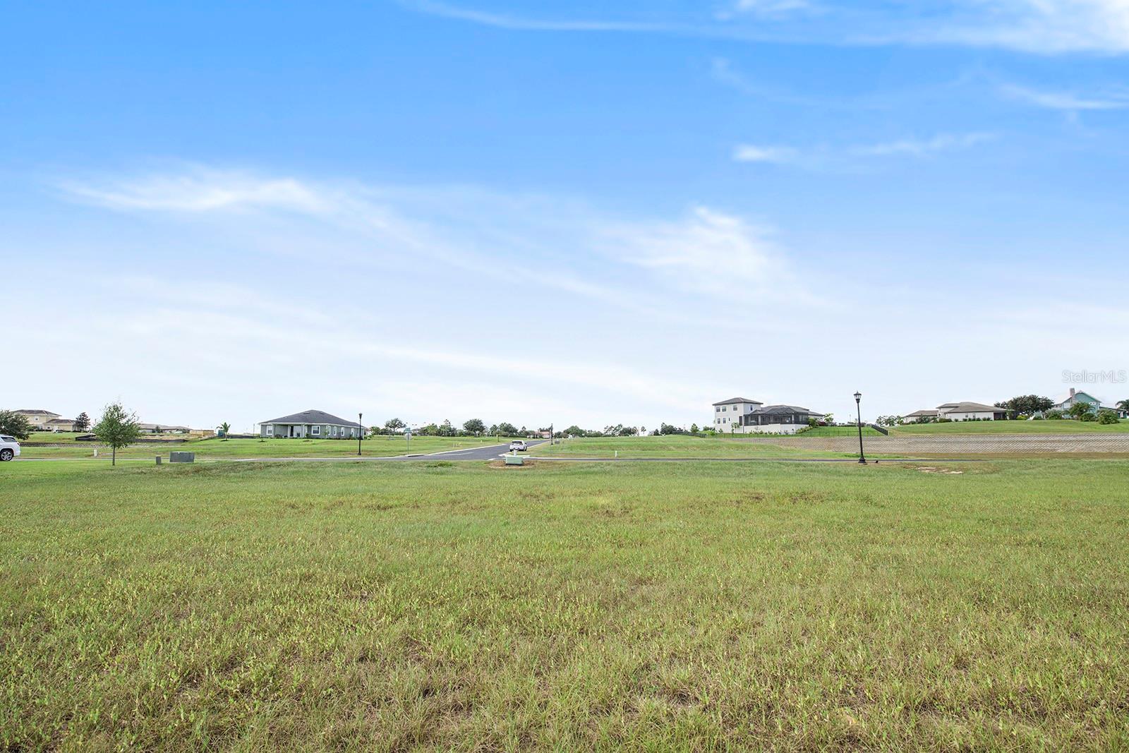 288 Caladium Ave Property Photo 9