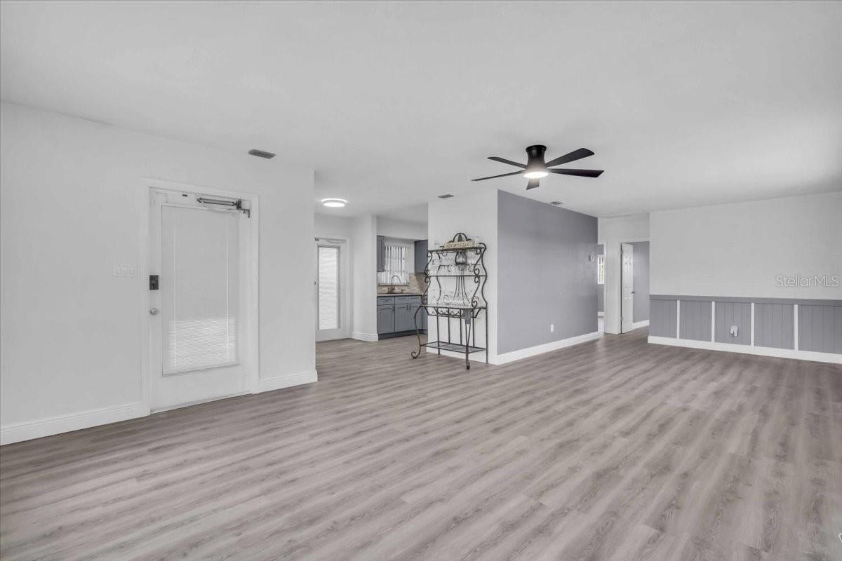 11435 2nd St E Property Photo 6