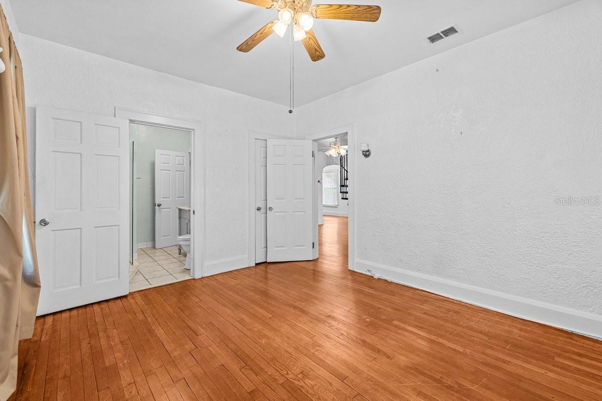 415 Avenue K Ne Property Photo 20