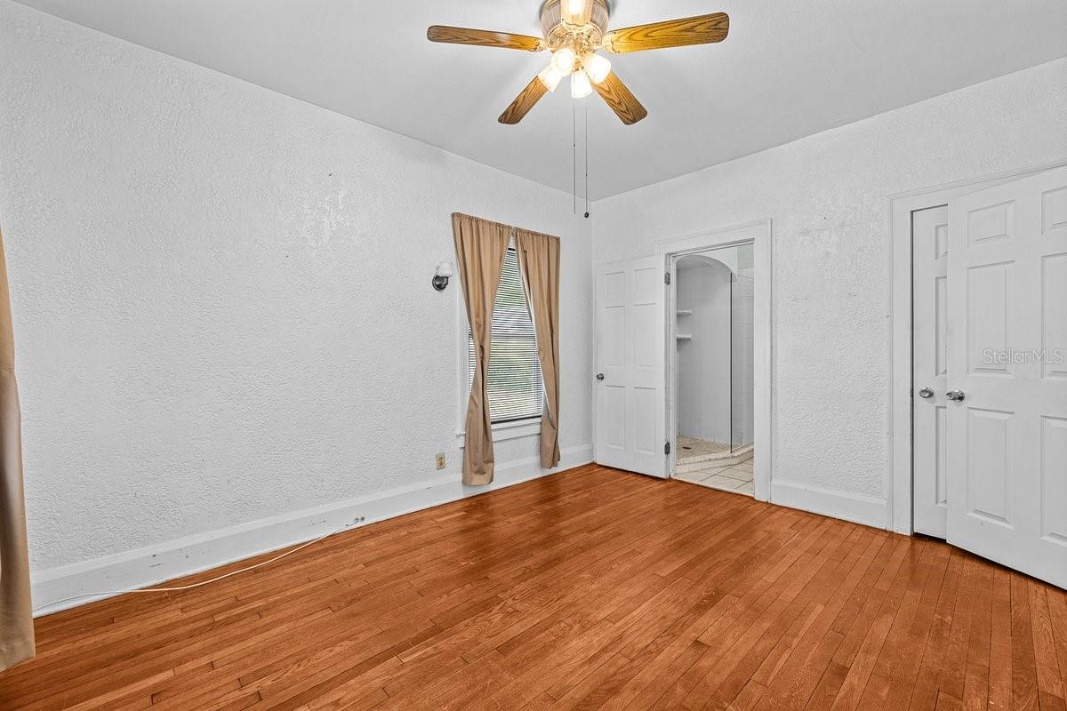 415 Avenue K Ne Property Photo 21
