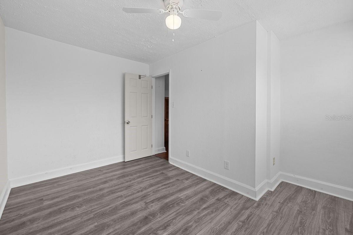 415 Avenue K Ne Property Photo 39