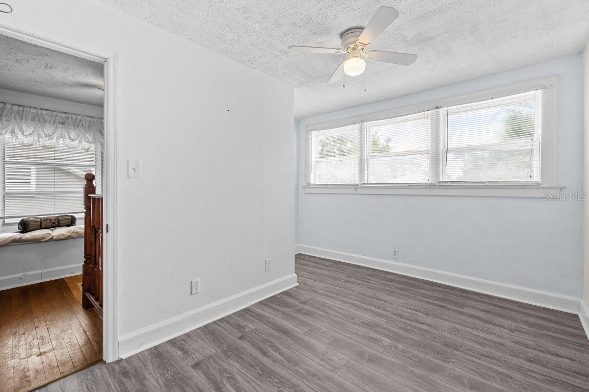 415 Avenue K Ne Property Photo 41
