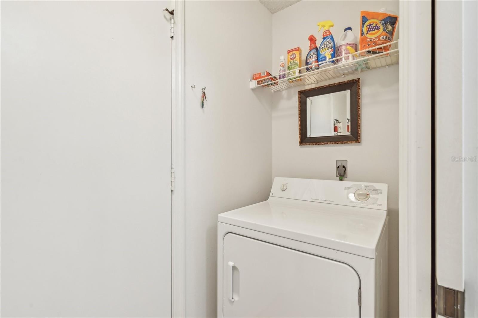 2315 New Orchard Ct Property Photo 27