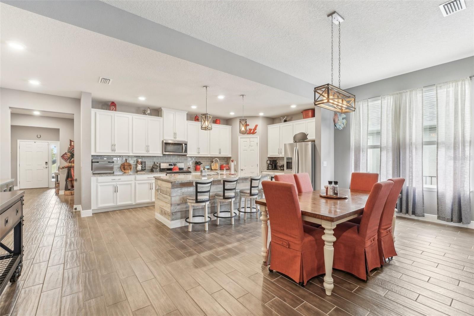 6028 Milestone Dr Property Photo 14