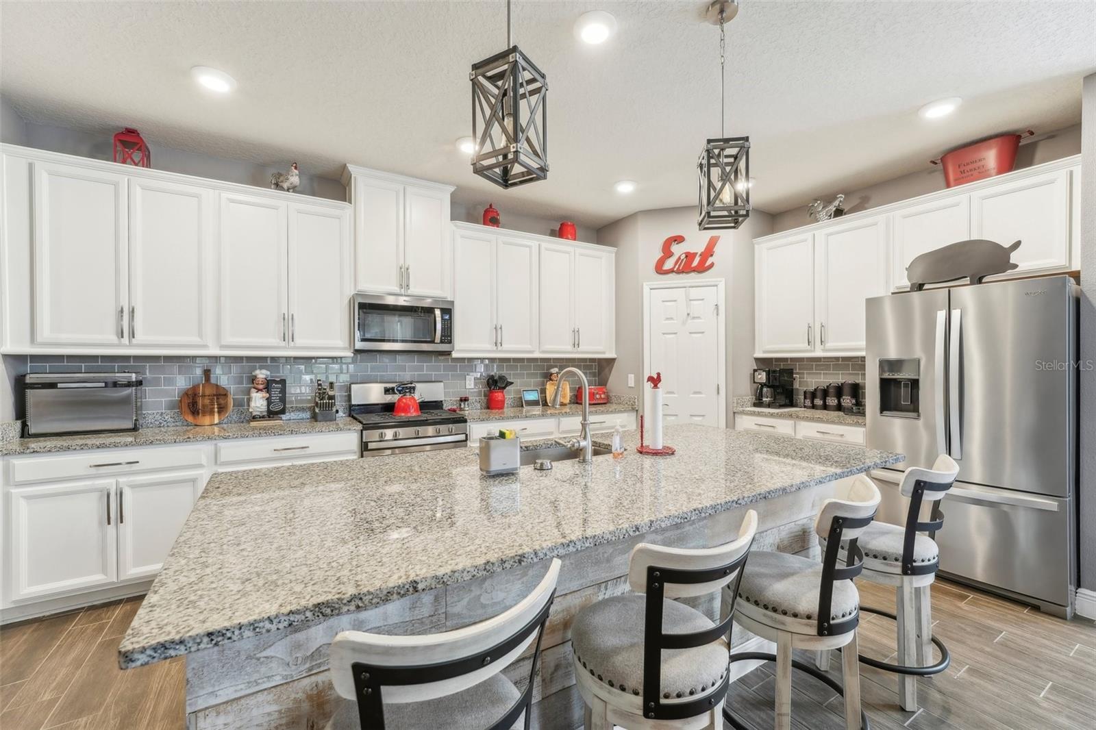 6028 Milestone Dr Property Photo 18