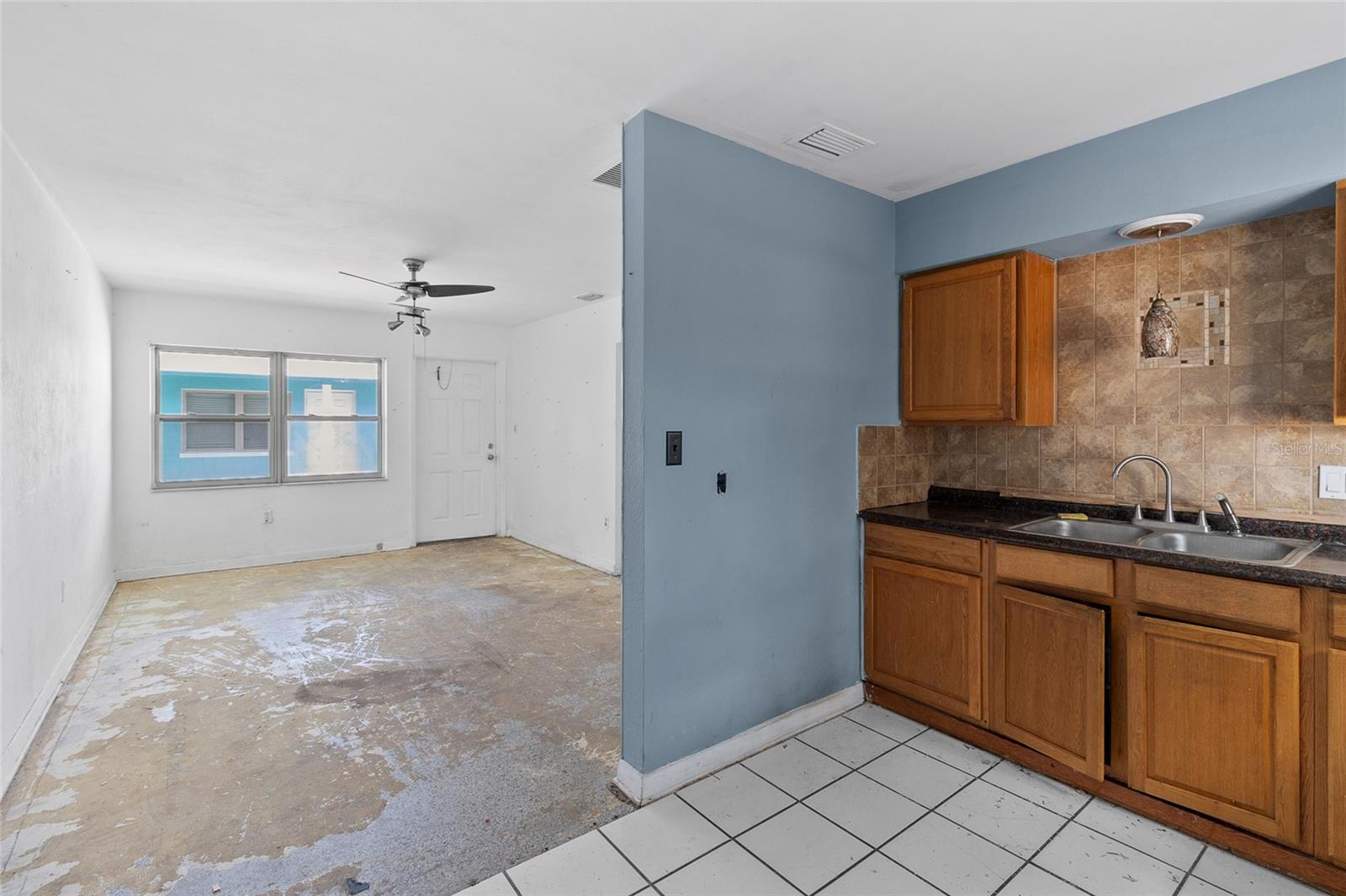410 73rd Ave Property Photo 11