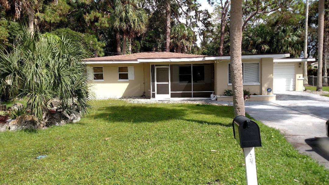 8206 Papaya Street Property Photo
