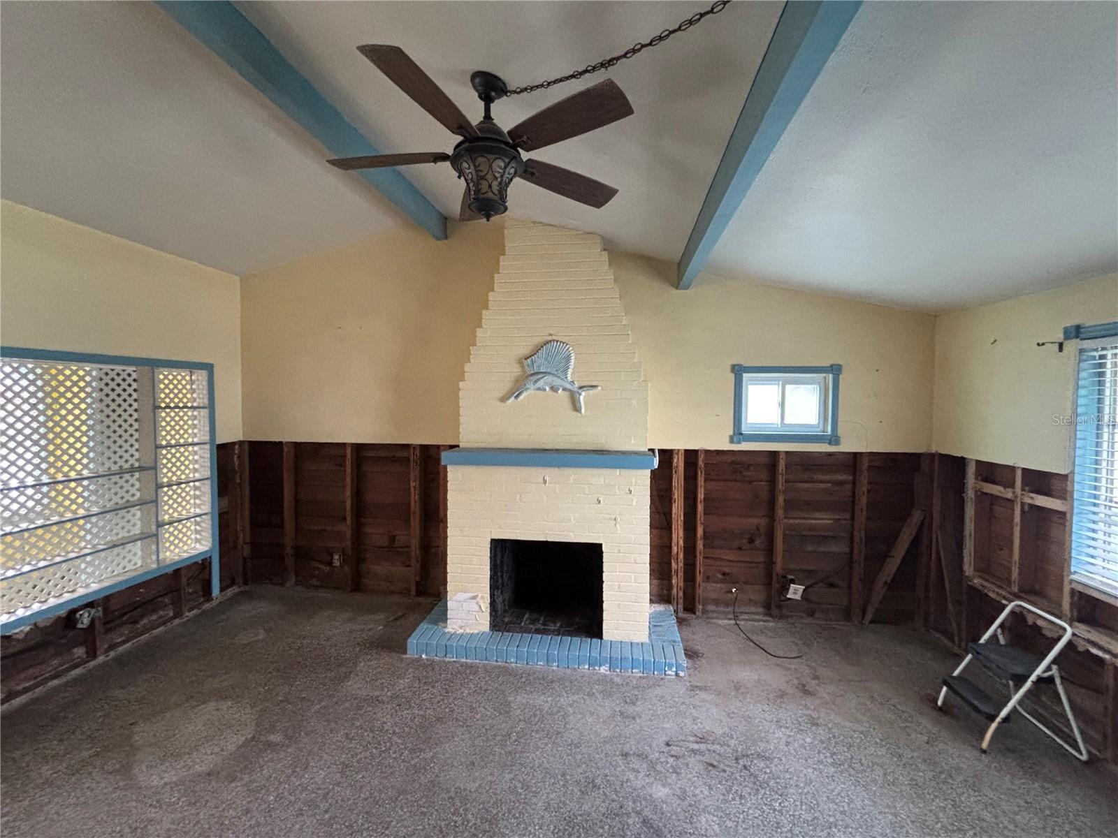 18006 4th St E Property Photo 18